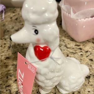 New 2024 Valentine Target Spritz Ceramic FRENCH POODLE DOG White W/ Red Heart